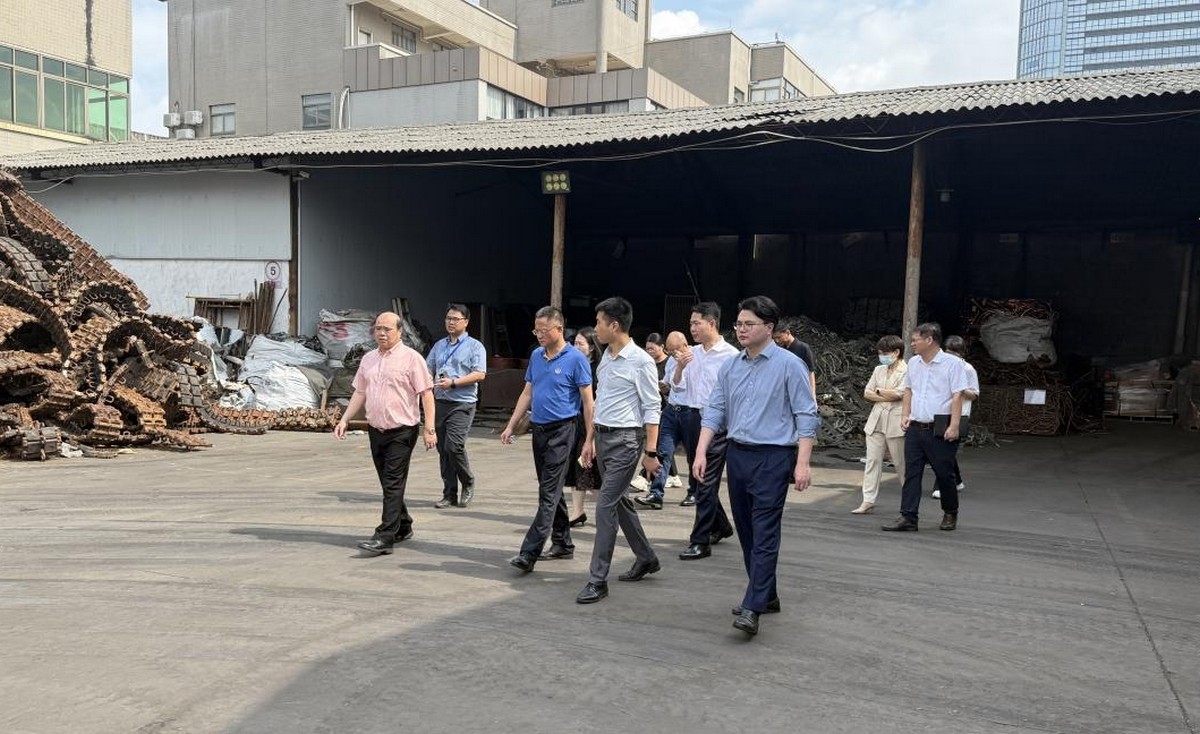 高明区区委区府办、佛山新基础工业集团来访我司调研