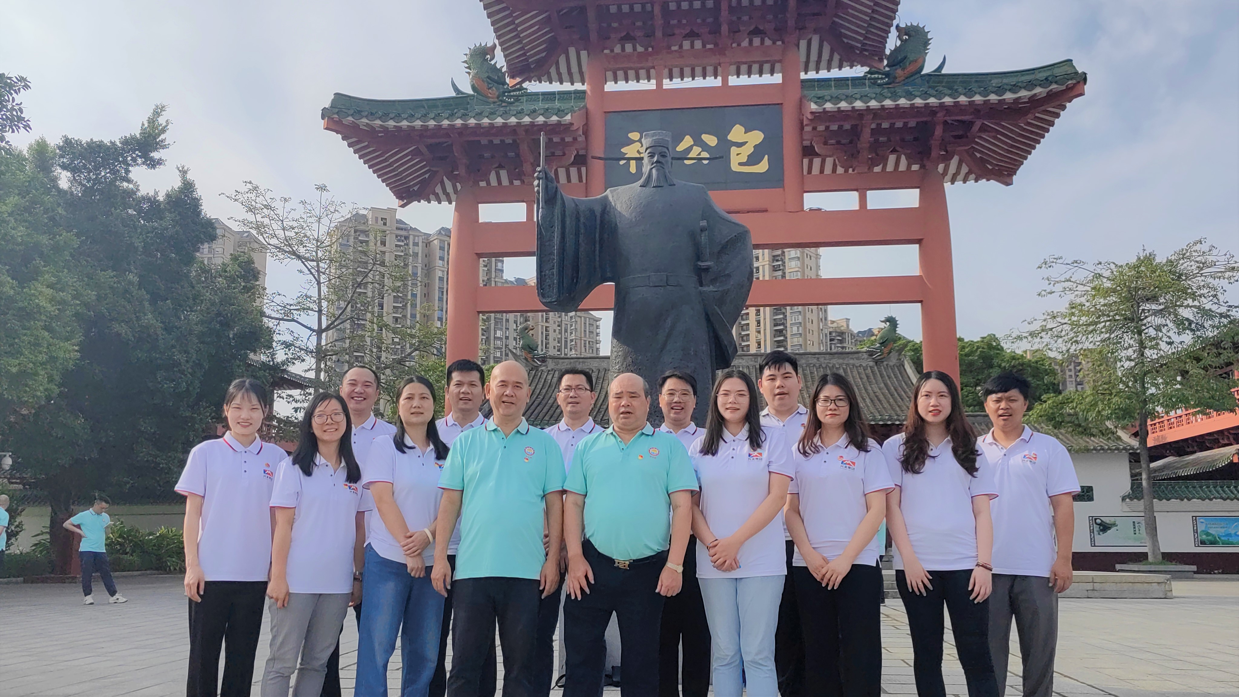 集团党支部带领集团团支部开展“追寻红色印记，坚定初心信念”七一主题党日活动